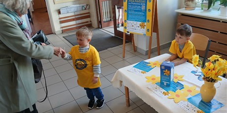 Powiększ grafikę: akcja-pola-nadziei-w-przedszkolu-wesole-skrzaty-nr67-690278.jpg