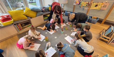 Powiększ grafikę: chochlikowe-mikolajkowe-zajecia-w-osiedlowej-bibliotece-663281.jpg