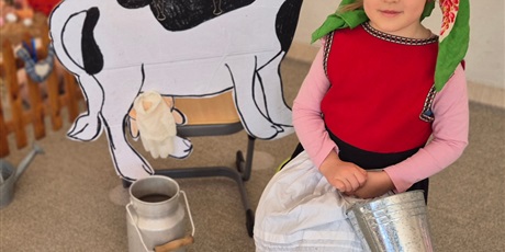 Powiększ grafikę: co-slychac-na-wiejskim-podworku-684675.jpg