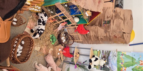 Powiększ grafikę: co-slychac-na-wiejskim-podworku-684677.jpg