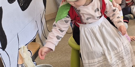 Powiększ grafikę: co-slychac-na-wiejskim-podworku-684693.jpg