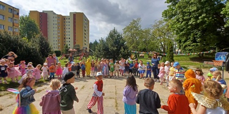 Powiększ grafikę: dyskoteka-621937.jpg