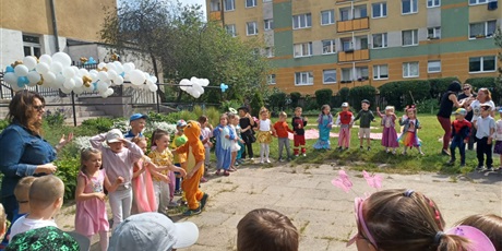 Powiększ grafikę: dyskoteka-621940.jpg