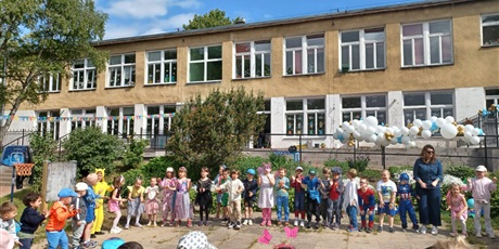 Powiększ grafikę: dyskoteka-621943.jpg