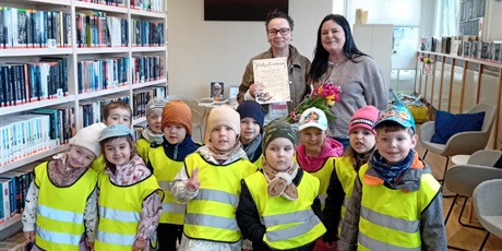 Powiększ grafikę: dzien-bibliotekarza-693350.jpg