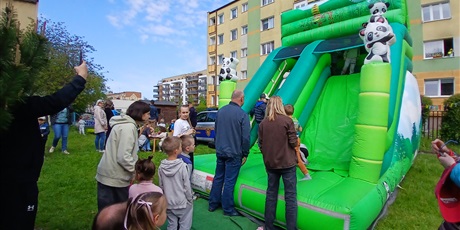 Powiększ grafikę: dzien-rodziny-w-przedszkolu-wesole-skrzaty-694636.jpg