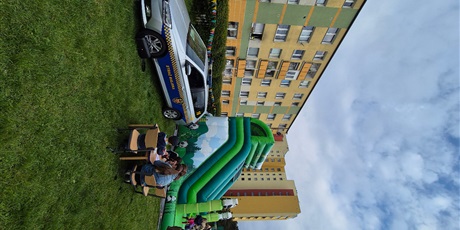 Powiększ grafikę: dzien-rodziny-w-przedszkolu-wesole-skrzaty-694698.jpg