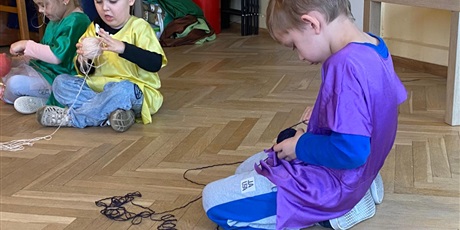 Powiększ grafikę: dzien-wesolego-skrzata-681470.jpg