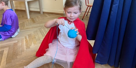 Powiększ grafikę: dzien-wesolego-skrzata-681471.jpg