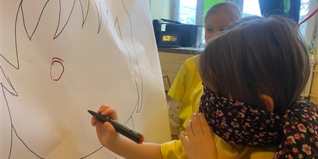 Powiększ grafikę: dzien-wesolego-skrzata-681483.jpg