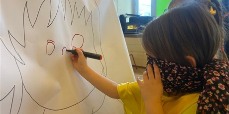 Powiększ grafikę: dzien-wesolego-skrzata-681484.jpg