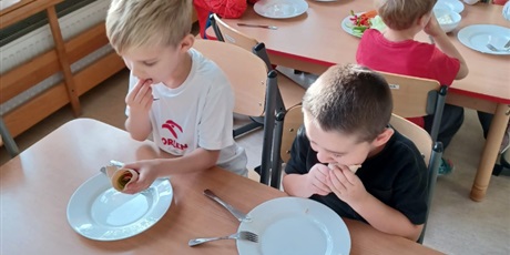 Powiększ grafikę: dzien-zdrowej-tortilli-655978.jpg