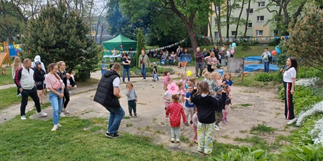 Powiększ grafikę: festyn-rodzinny-617708.jpg