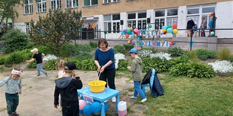 Powiększ grafikę: festyn-rodzinny-617732.jpg
