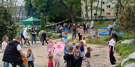 Powiększ grafikę: festyn-rodzinny-617751.jpg