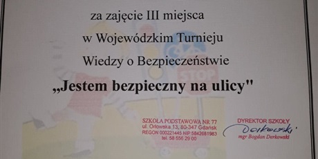 Powiększ grafikę: iii-miejsce-w-wojewodzkim-turnieju-wiedzy-o-bezpieczenstwie-jestem-bezpieczny-na-ulicy-42510.jpg