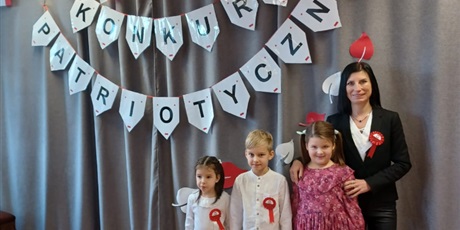 Powiększ grafikę: konkurs-recytatorski-dla-przedszkolakow-sukces-dominiki-j-z-grupy-elfow-656004.jpg