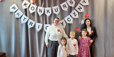 Konkurs recytatorski ,,Mały Patriota'' dla przedszkolaków – sukces Dominiki z grupy Elfów!