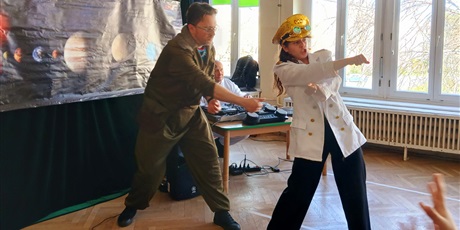 Powiększ grafikę: kosmiczna-podroz-z-art2you-w-przedszkolu-wesole-skrzaty-690251.jpg