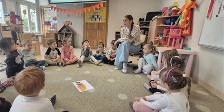 Powiększ grafikę: kreatywne-zajecia-z-wykorzystaniem-sztucznej-inteligencji-w-grupie-chochliki-656972.jpg