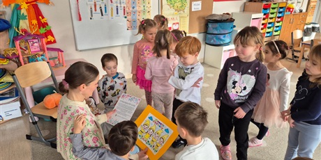 Powiększ grafikę: kreatywne-zajecia-z-wykorzystaniem-sztucznej-inteligencji-w-grupie-chochliki-656978.jpg