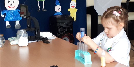 Powiększ grafikę: male-rzeczy-wielkie-odkrycia-nauka-ktora-zachwyca-684954.jpg