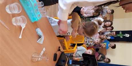 Powiększ grafikę: male-rzeczy-wielkie-odkrycia-nauka-ktora-zachwyca-684965.jpg