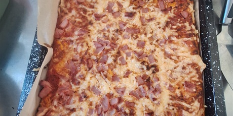 Powiększ grafikę: miedzynarodowy-dzien-pizzy-w-wesolych-skrzatach-676019.jpg