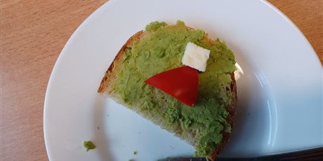 Zdrowe Mikołajkowe kanapki w  „Wesołych Skrzatach”