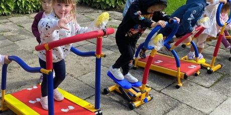 Powiększ grafikę: nasza-mala-silownia-plenerowa-638263.jpg