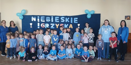 Niebieskie Igrzyska w przedszkolu Wesołe Skrzaty
