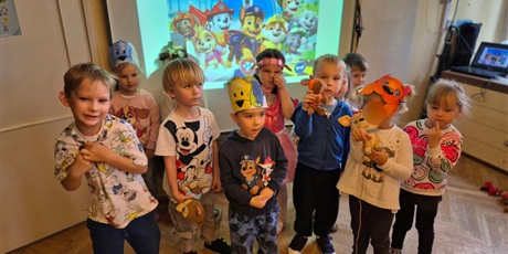 Powiększ grafikę: obchody-dnia-kundelka-w-wesolych-skrzatach-651090.jpg