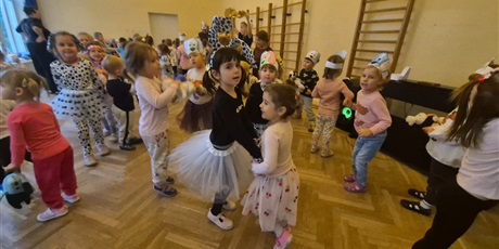 Powiększ grafikę: obchody-dnia-kundelka-w-wesolych-skrzatach-651095.jpg