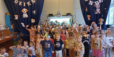 Powiększ grafikę: obchody-dnia-kundelka-w-wesolych-skrzatach-651100.jpg