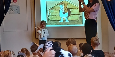 Powiększ grafikę: obchody-dnia-kundelka-w-wesolych-skrzatach-651108.jpg