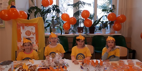 Powiększ grafikę: obchody-dnia-tumbo-i-kiermasz-charytatywny-w-wesolych-skrzatach-658377.jpg