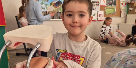 Powiększ grafikę: program-edukacyjny-pt-czyscimy-680133.jpg