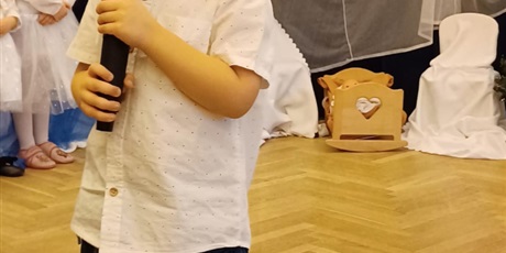 Powiększ grafikę: przedstawienia-swiateczne-w-wesolych-skrzatach-669252.jpg