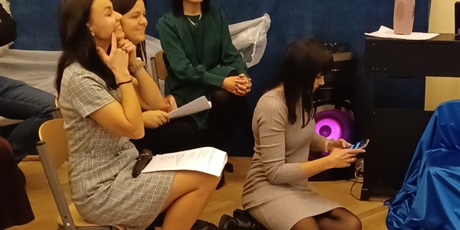 Powiększ grafikę: przedstawienia-swiateczne-w-wesolych-skrzatach-669259.jpg