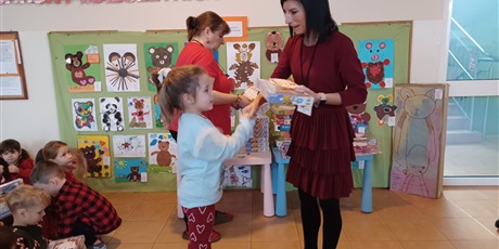 Powiększ grafikę: rozstrzygniecie-konkursu-plastycznego-moj-przyjaciel-mis-663435.jpg