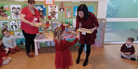 Powiększ grafikę: rozstrzygniecie-konkursu-plastycznego-moj-przyjaciel-mis-663438.jpg