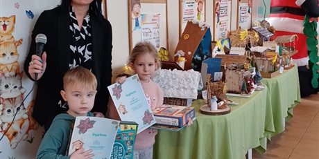 Powiększ grafikę: rozstrzygniecie-rodzinnego-konkursu-na-szopke-bozonarodzeniowa-w-przedszkolu-wesole-skrzaty-670016.jpg