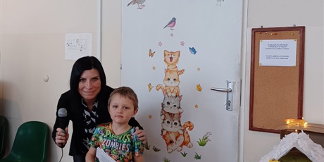 Powiększ grafikę: rozstrzygniecie-rodzinnego-konkursu-na-szopke-bozonarodzeniowa-w-przedszkolu-wesole-skrzaty-670018.jpg