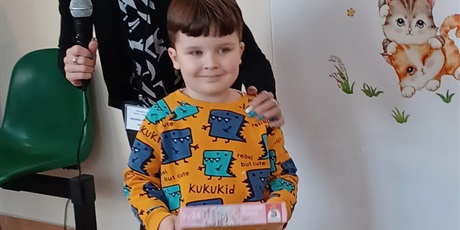 Powiększ grafikę: rozstrzygniecie-rodzinnego-konkursu-na-szopke-bozonarodzeniowa-w-przedszkolu-wesole-skrzaty-670025.jpg