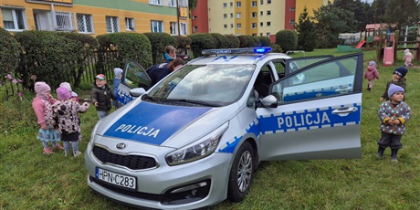 Spotkanie Wesołych Skrzatów z Panią Policjant