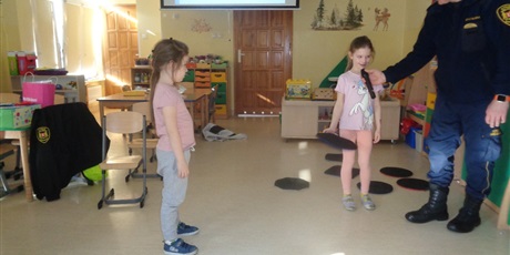 Powiększ grafikę: spotkanie-ze-straza-miejska-680212.jpg