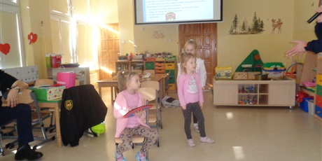 Powiększ grafikę: spotkanie-ze-straza-miejska-680215.jpg