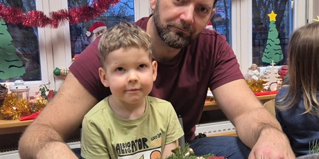 Powiększ grafikę: swiateczne-warsztaty-z-rodzicami-w-przedszkolu-wesole-skrzaty-663386.jpg