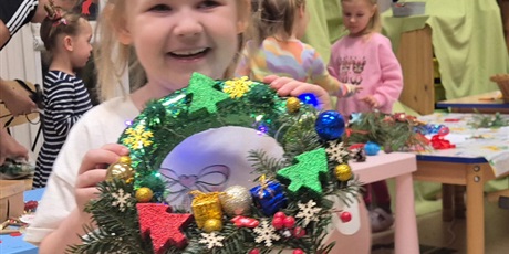 Powiększ grafikę: swiateczne-warsztaty-z-rodzicami-w-przedszkolu-wesole-skrzaty-663394.jpg