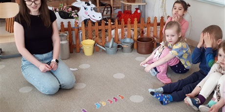 Powiększ grafikę: swiatowy-dzien-osob-z-zespolem-downa-dzien-kolorowej-skarpetki-683352.jpg